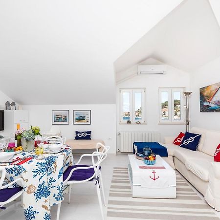 Apartments Priko 63 マリ・ロシニュ エクステリア 写真