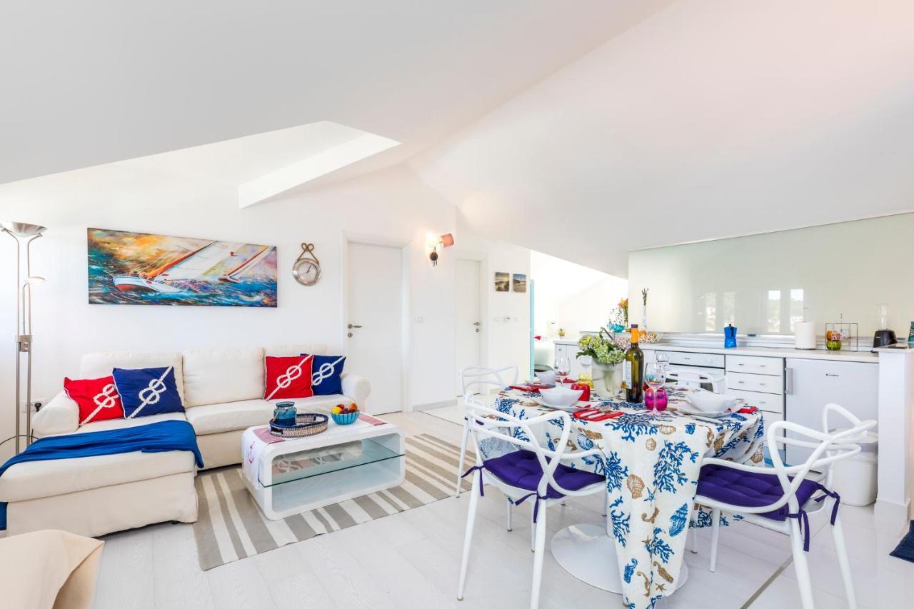 Apartments Priko 63 マリ・ロシニュ エクステリア 写真